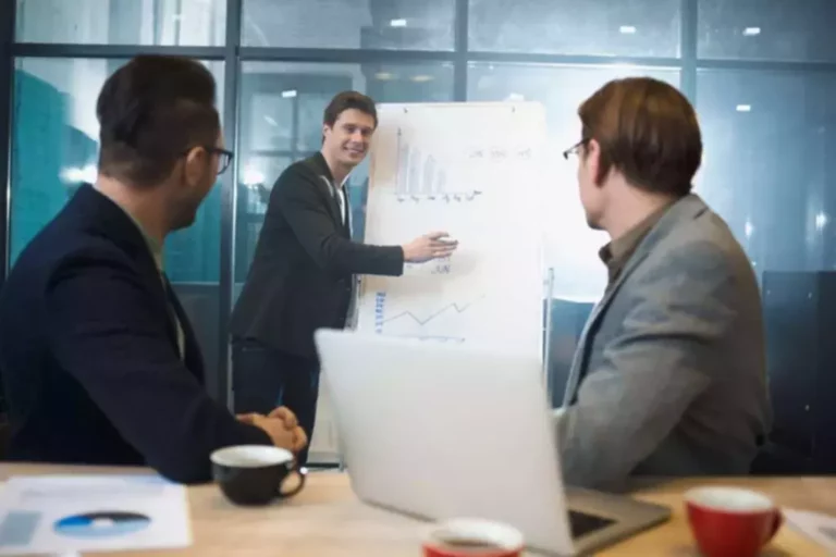 how is a cryptocurrency exchange different from a cryptocurrency wallet?