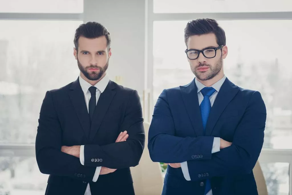 Broker-Dealer (B-D): What It Is and Regulation | XCritical