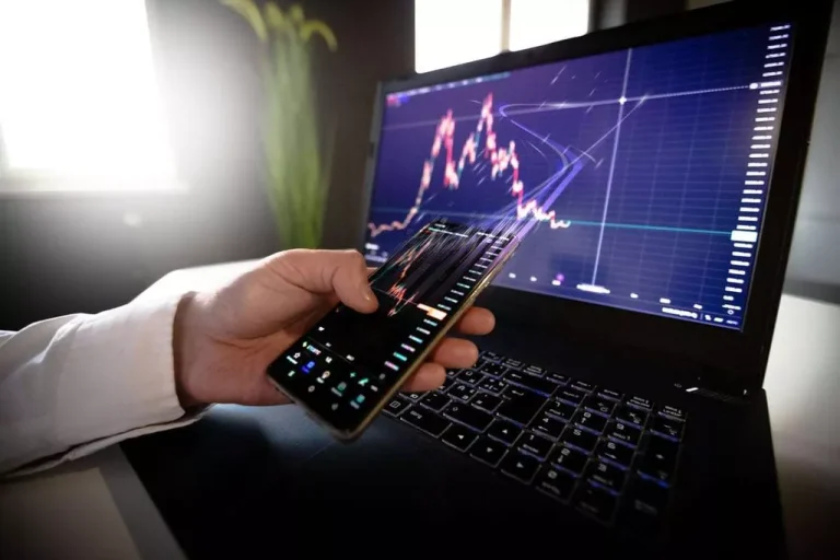 https://www.xcritical.com/