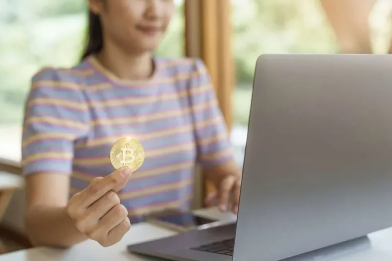How to Invest in Decentralized Finance (DeFi)?